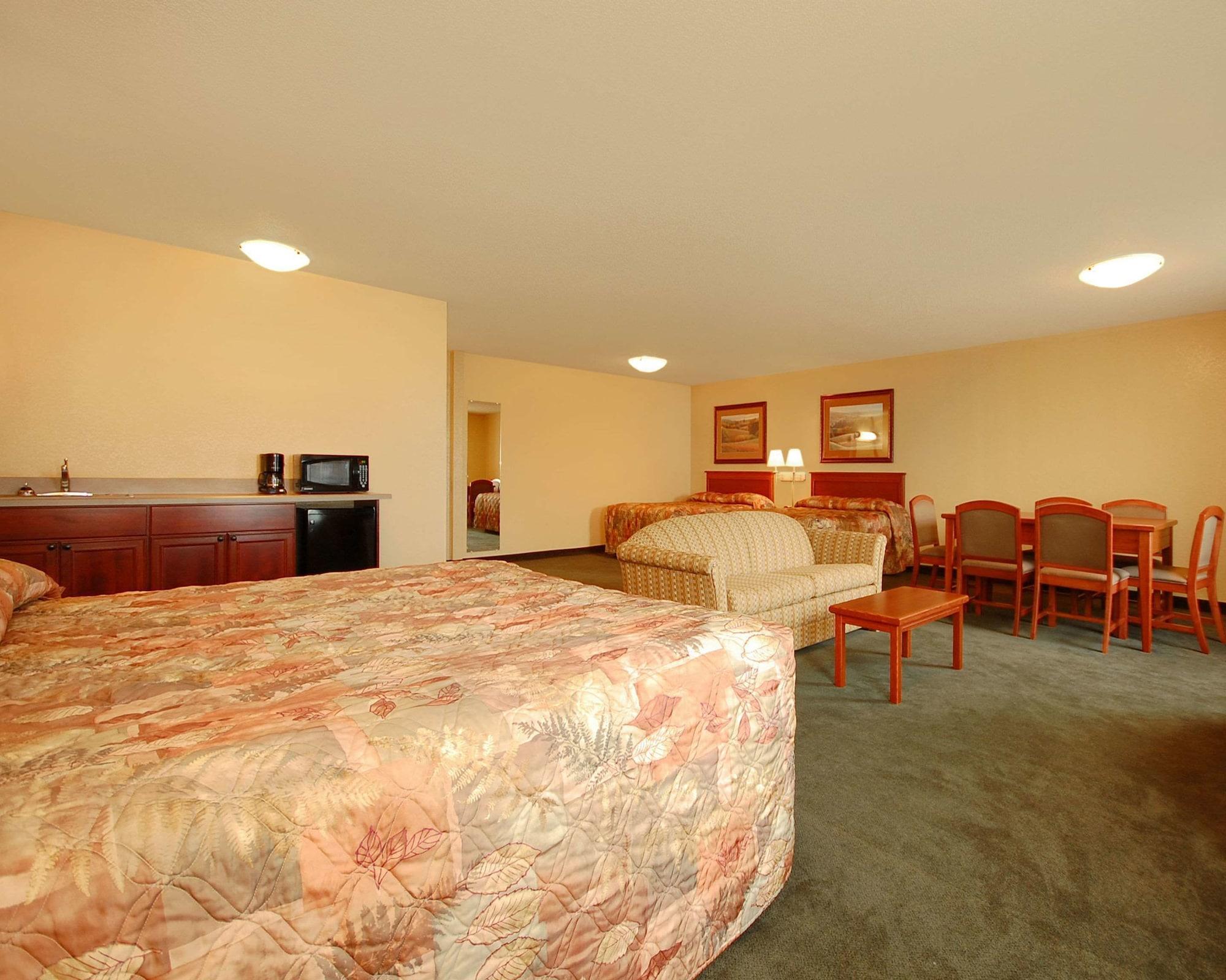 Econo Lodge Inn & Suites Карни Экстерьер фото