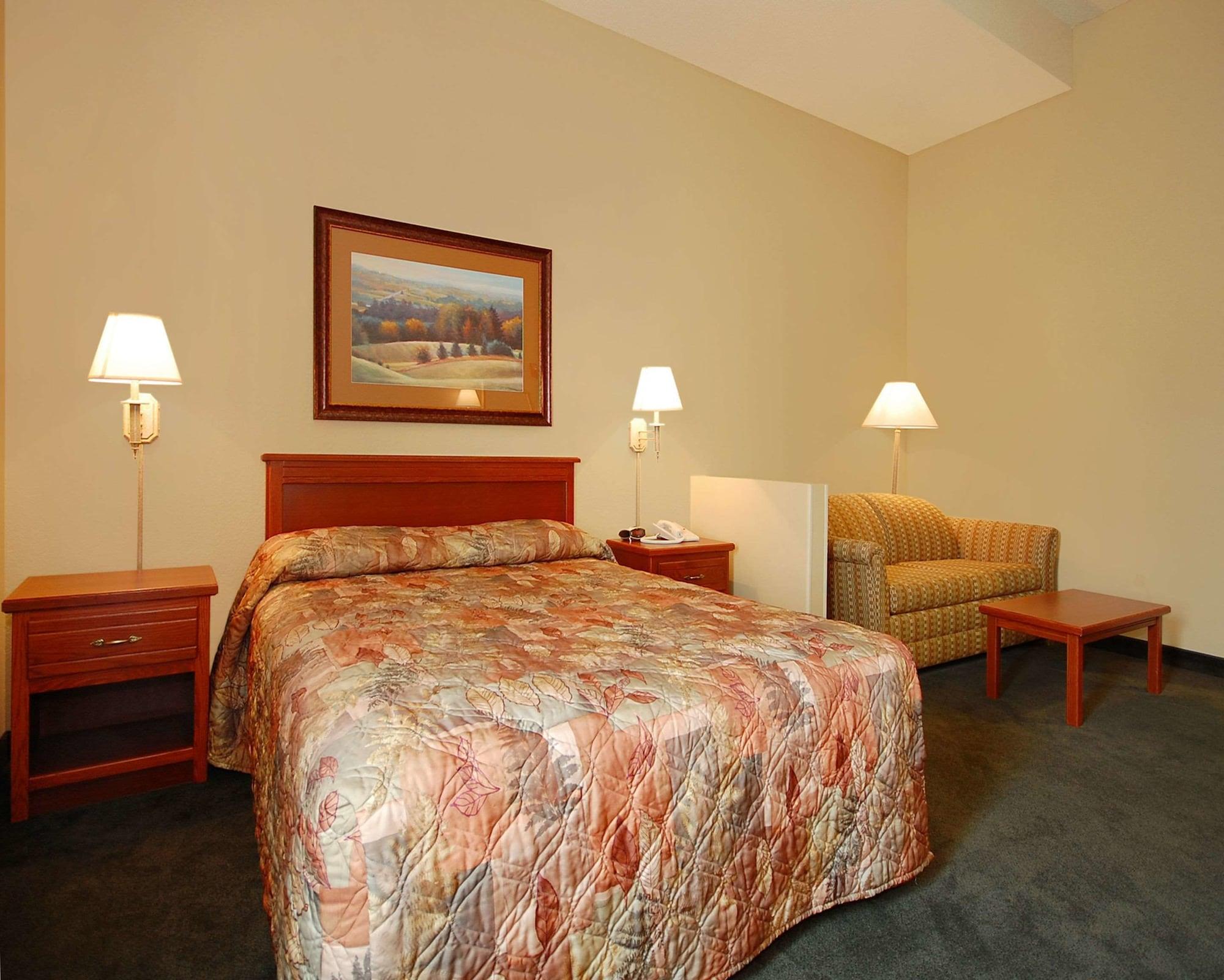 Econo Lodge Inn & Suites Карни Экстерьер фото